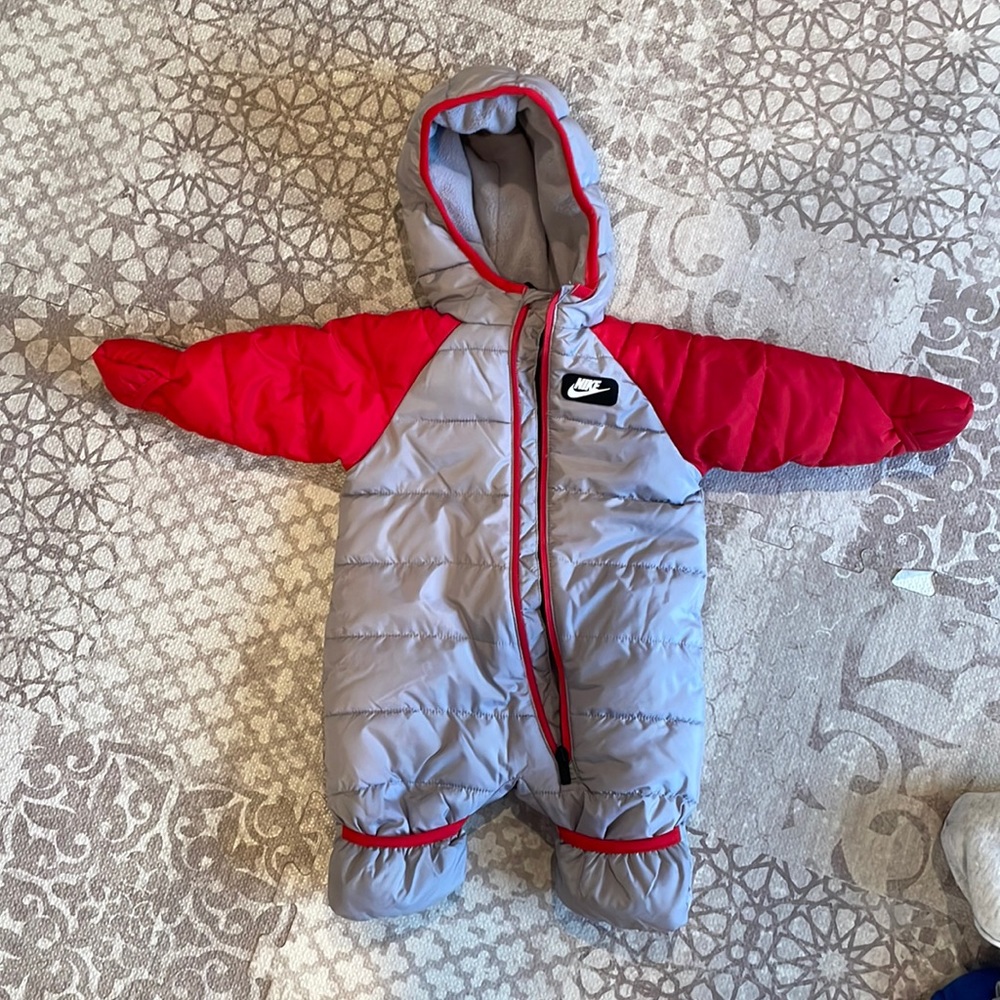 NIKE infant bunting / snowsuit / one piece jacket